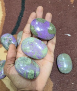 Piedra de Palma de Stichtita Natural Pulida, Cristal Morado, Piedra Curativa, Piedra de Bolsillo, Meditación, Reiki, Feng Shui, Decoración del Hogar - Product Image 4
