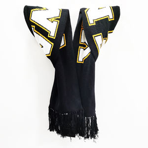 Écharpe de football tricotée sur mesure avec pompon, écharpe de supporter de club, écharpe d'équipe pour le stade, accessoire d'hiver pour le spirit d'équipe - Product Image 3