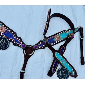 Ensemble de têtière et de collier de poitrine en cuir marron pour cheval de style western, avec conchos cloutés bleu turquoise, équipement équestre - Product Image 4