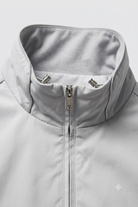 Ensemble de survêtement sportif personnalisé pour homme, veste à capuche et pantalon de jogging, coloris blanc et bleu, respirant, en polyester, idéal pour le printemps - Product Image 6