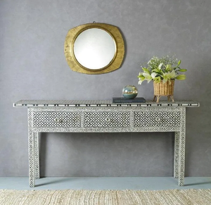 Console de bureau vert éclatant avec incrustation en os, dotée de trois tiroirs et d'un motif de bordure en feuilles de vigne, disponible en gros - Product Image 5