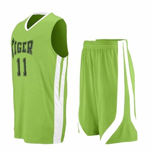 Ensemble d'uniformes de basket-ball personnalisés avec logo, nom et numéro pour les tournois, les ligues, l'entraînement, les entraîneurs et les académies - Product Image 6