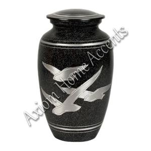 Sofisticada urna de cremación de aluminio con artesanía artesanal, recuerdo conmemorativo de Axiom Home Accents - Product Image 5