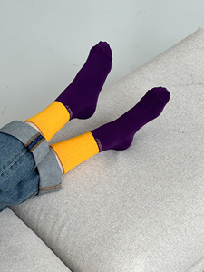 Calzini Viola da Donna in Misto Cotone Traspiranti per Uso Quotidiano Stile Regolare Autunnale Tinta Unita Lavorati a Maglia - Product Image 4