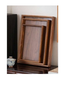 Bandeja rectangular de madera de mango, diseño artesanal, acabado duradero, perfecta para servir bocadillos en la cocina o mesa de comedor. - Product Image 1