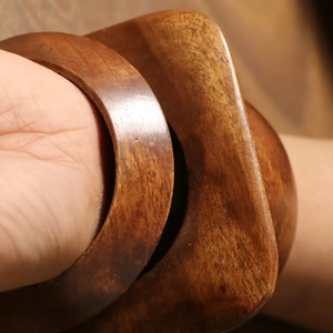Brazaletes Cuadrados de Madera, Diseños Artesanales en Madera Natural - Product Image 5