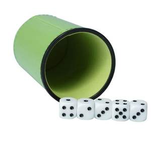 Fabricación de un juego de dados de cuero personalizado con tapa, vaso agitador de cuero verde para dados. - Product Image 2