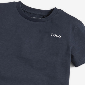 เสื้อยืดเด็กผู้ชายผ้าฝ้าย OEM แขนสั้น คอวี รุ่น 2026 เนื้อผ้านุ่ม ระบายอากาศดี ราคาขายส่ง - Product Image 4