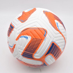 Ballon de football taille 4 en TPU laminé, qualité supérieure, dernier style, prix de gros, vente chaude, pour extérieur - Product Image 3