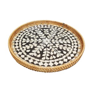 ถาดหวายทำมือระดับพรีเมียม พร้อมลายประดับมุกแท้สำหรับตกแต่ง - Product Image 2