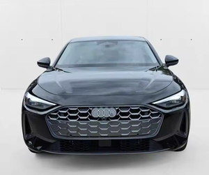 PRÊT À EXPÉDIER – Audi A5 Premium 4 portes Hatchback AWD 2025 d'occasion, propre - Product Image 2