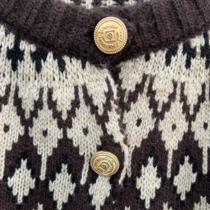 Cardigan en laine tricotée pour femme, motif géométrique, boutons sur le devant, col rond, manches longues, pull décontracté pour l'hiver - Product Image 5