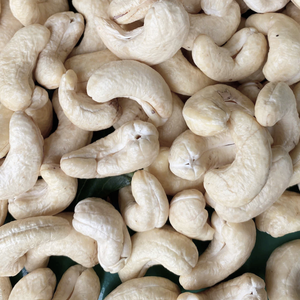 Venta al por Mayor de Nueces de Anacardo Crudas W180 de Alta Calidad, Origen Vietnam, 24 Meses de Vida Útil, Empaque OEM, Exportación a Granel a Asia, UE y Medio Oriente - Product Image 1