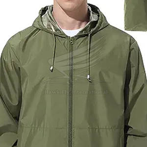 Chaqueta Impermeable con Capucha para Hombre, Estilo 2026, Transpirable, de Nailon/Poliéster, con Logotipo Frontal, Estilo Urbano, Hecha en Pakistán - Product Image 4