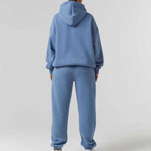 Conjunto Deportivo con Capucha para Mujer, Estilo Acid Wash, Color Sólido, Logotipo Personalizado, 100% Algodón, 400gsm, Invierno, Superventas - Product Image 4
