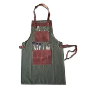 Tablier de bar professionnel léger en toile avec sangle en cuir réglable, poches, broderie personnalisée du nom de la marque, impression sérigraphique - Product Image 3