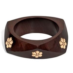 Juego de Joyería de Madera Artificial de Primera Calidad con Brazaletes de Madera Hechos a Mano y Decoraciones de Latón Talladas a Mano, Disponible en 4 Tamaños - Product Image 3