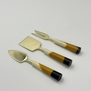 Juego de Herramientas para Queso de Lujo, Hecho a Mano, de Acero Inoxidable con Mango de Resina, Utensilios de Mesa Elegantes para Bodas y Ocasiones Especiales - Product Image 6
