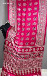 Collection Premium de Saris en Soie Douce avec Broderie Gajji, Travail Miroir et Imprimé Ajrakh – Collection de Mode Féminine du Fabricant - Product Image 6