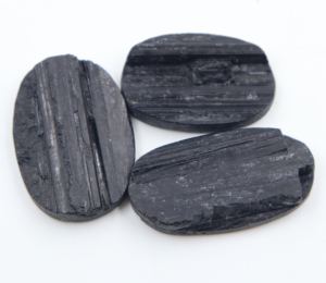 Prix de gros – Pierres précieuses naturelles de tourmaline noire Druzy, cabochons de qualité supérieure, matériau de la meilleure qualité pour la fabrication de bijoux - Product Image 1
