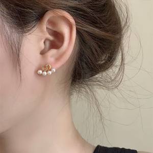 Niche Design European American Retro Stud <b>Earrings</b> Classic CD Letter <b>Pearl</b> Freshwater <b>Pearl</b> <b>Earrings</b> Zhuji Natural Freshwater - Product Image 4