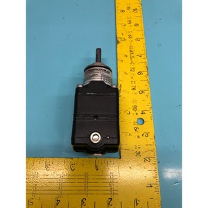 ULTRATECH 01-02-00272-01 RÉGULATEUR - Équipements et pièces semi-conductrices de renommée mondiale et de confiance - Product Image 1