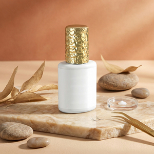 [SSM CHEMICAL] Pegamento para Pestañas Tipo A para Marca Privada OEM y ODM con Velocidad Moderada y Fijación Precisa - Product Image 1