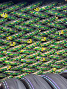 Neumático Deportivo para Motocicleta K308, Fuerte Tracción, Manejo Estable, Alto Rendimiento - Product Image 5