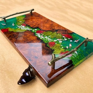 Bandeja de Servir de Resina Epoxi con Borde Natural Hecha a Mano con Diorama de Estanque en Miniatura - Diseño Moderno - Tamaño Personalizado Disponible - REHMAN CRAFT - Product Image 3