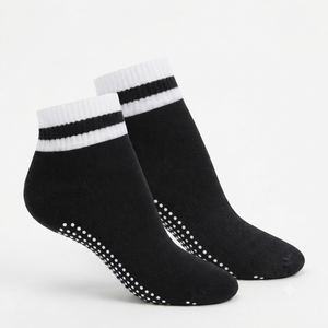Calcetines de Fútbol Antideslizantes con Logotipo Personalizado Bordado de Alta Calidad OEM, Calcetines Deportivos Transpirables para Hombre, Venta al Por Mayor a Precio Económico - Product Image 1