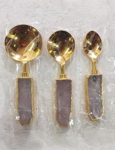 Juego de 3 Cucharas para Servir Hechas a Mano con Asas de Ágata Roja, Pulimentadas, de Gujarat - Intersección entre la Belleza Natural y el Lujo Moderno - Product Image 2