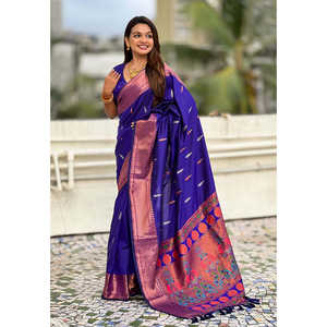 ผ้าไหมเยโอล่าปายทานีสีม่วงลายทวิลซารีแบบทอสองชั้น สำหรับงานแต่งงาน งานดิวาลี งานเลี้ยง งานปาร์ตี้ฤดูหนาว ชุดแบบดั้งเดิม สง่างาม เหมาะสำหรับงานกลางคืน ผ้าไม่ยับ - Product Image 1