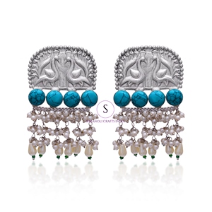Boucles d'oreilles clous en argent oxydé faites à la main en Inde, avec diamants et pierres, style ethnique, pour femmes, idéales pour mariage et fête, vente en gros - Product Image 6