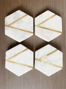 Sous-verres en marbre tendance avec cœur doré, décoration de luxe pour hôtels, sous-verres de table en marbre et or, sous-verres design avec couvercle - Product Image 5