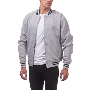 Veste varsity noire pour homme avec manches grises, logo B brodé, fermeture boutonnée sur le devant, style preppy, coupe classique, vêtement d'automne - Product Image 6