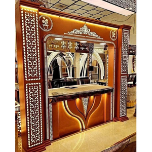 Exhibe una elegante estación de comida para catering, a menudo utilizada en eventos de boda o banquetes. - Product Image 1