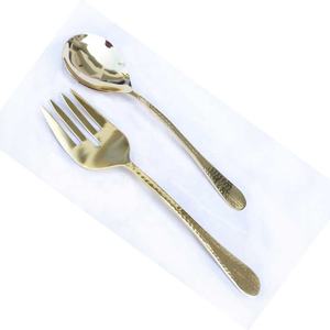 Juego de servir de acero inoxidable pulido plateado Juego de servir de acero inoxidable con diseño martillado de lágrima clásica Cuchara Tenedor y cuchillo - Product Image 1