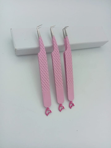 Ensemble de pinces à cils en acier inoxydable avec design couronne sur la pointe, prise en main parfaite, pointe lisse et fine - Marque privée - Product Image 1