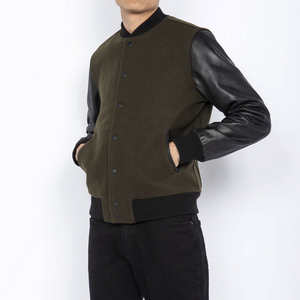 Chaquetas Varsity para Hombre con el Mejor Diseño del 2025, Chaquetas Varsity Hechas con Material 100% Lana para Hombre - Product Image 2