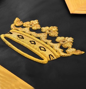 Regalia Masónica, Mandil de Gran Maestro Masón de Salomón, Terciopelo Étnico, Bordado a Mano con Hilos de Oro, Corona Dorada Personalizada - Product Image 4