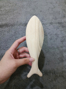 Statue de poisson en bois naturel, artisanale, décorative, thème nautique, pour la distribution en gros et le soutien au marché de détail mondial dès aujourd'hui - Product Image 4