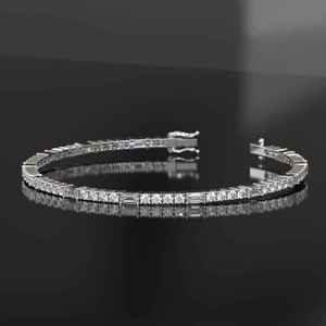 Pulsera de tenis de plata de ley 925 con diamantes baguette y redondos, cadena de mano brillante de lujo, joyería elegante para mujer - Product Image 1