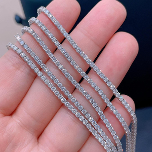 Pulsera de Tenis de Moissanita de Lujo con Acabado en Oro Blanco, Cadena Delgada y Delicada Brillante, Joyería Elegante y Minimalista, Regalo - Product Image 4