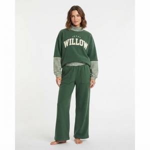 Ensemble 2 pièces en molleton crème pour femme avec manches à carreaux rouges et lettrage Bama, style preppy, tenue décontractée toutes saisons - Product Image 2