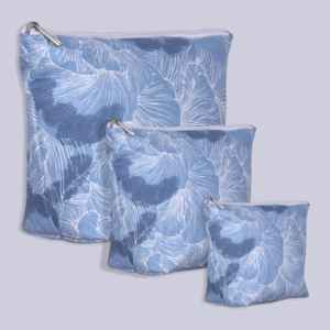 Pochette à main multi-usage en coton 100% certifié GOTS, imprimé floral ou design personnalisé, douce, confortable, séchage rapide, écologique - Product Image 3