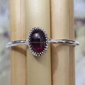 Anillo de Plata de Ley 925 hecho a mano con delicado granate natural, forma ovalada minimalista, suministro directo de fábrica Original para boda - Product Image 2