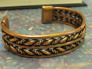 Pulsera magnética de cobre pulido moderno, india, para hombre y mujer, pulsera de moda para el equilibrio energético, de la India. - Product Image 3