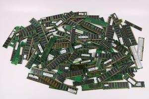 Chatarra de Memoria RAM de Computadora No Funcional Disponible - Product Image 2