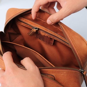 Men's Durable Large Capacity Zippered Pocket Personalized Eco-Friendly Grain Leather <b>for</b> <b>Toiletry</b> and Makeup Organizer TYG-0025D - Product Image 3