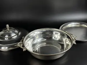 Collection de couverts en acier finition premium |   Ensemble de cuillères, fourchettes et couteaux résistants aux rayures pour les repas quotidiens - Product Image 4